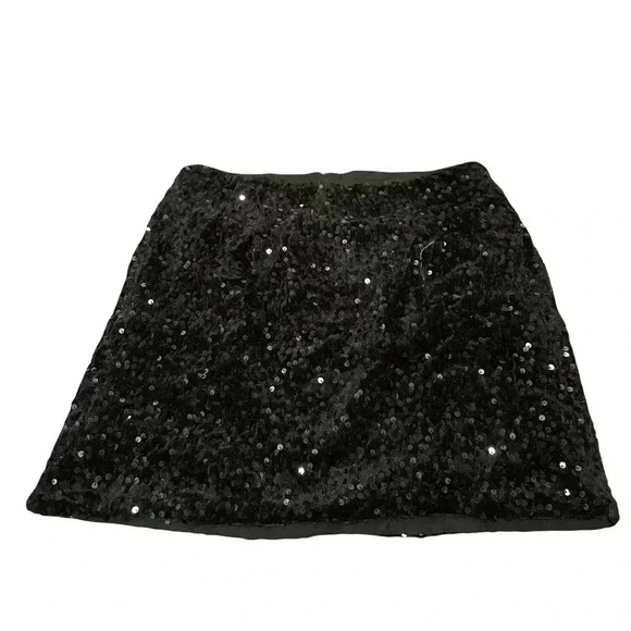 NWT Women’s high waisted sequin velvet mini skirt SIZE SMALL HOLIDAYS - Picture 2 of 3